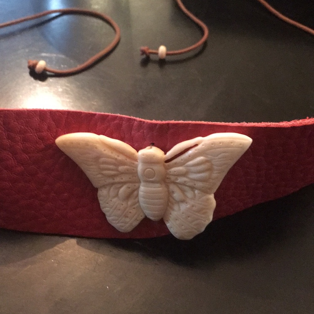 Butterfly chocker